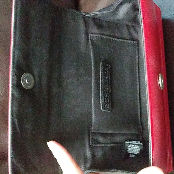 BCBGeneration Red Wallet - Picture 4 of 8